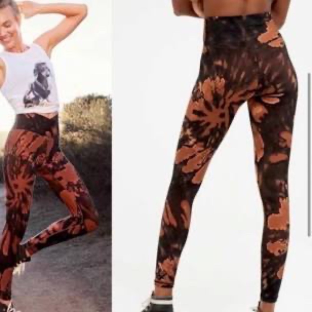 Aerie Offline High Waisted Crossover Leggings M - NWT